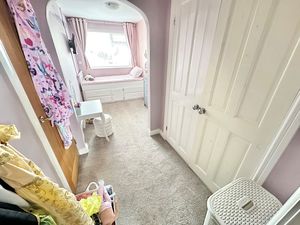 Glen Road Great Sutton